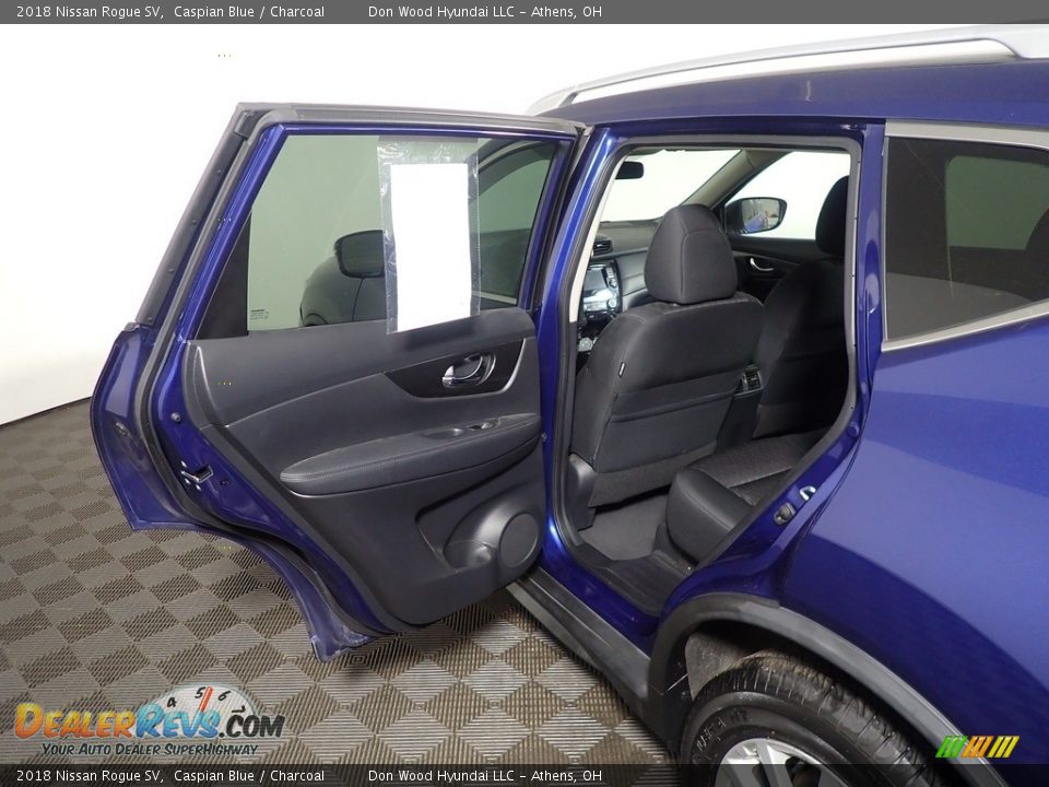 2018 Nissan Rogue SV Caspian Blue / Charcoal Photo #32