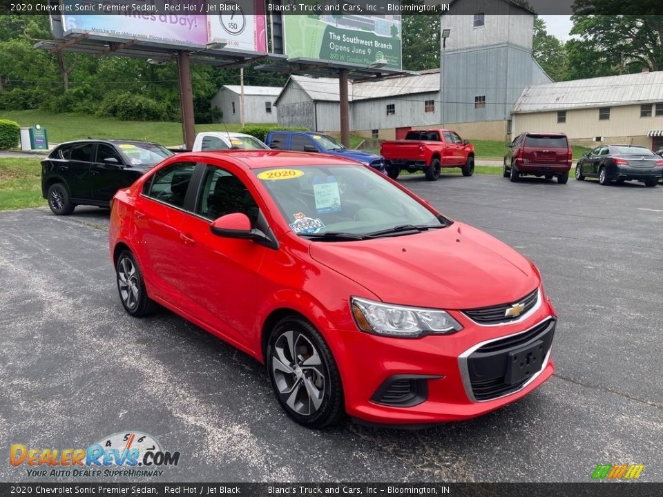 2020 Chevrolet Sonic Premier Sedan Red Hot / Jet Black Photo #8