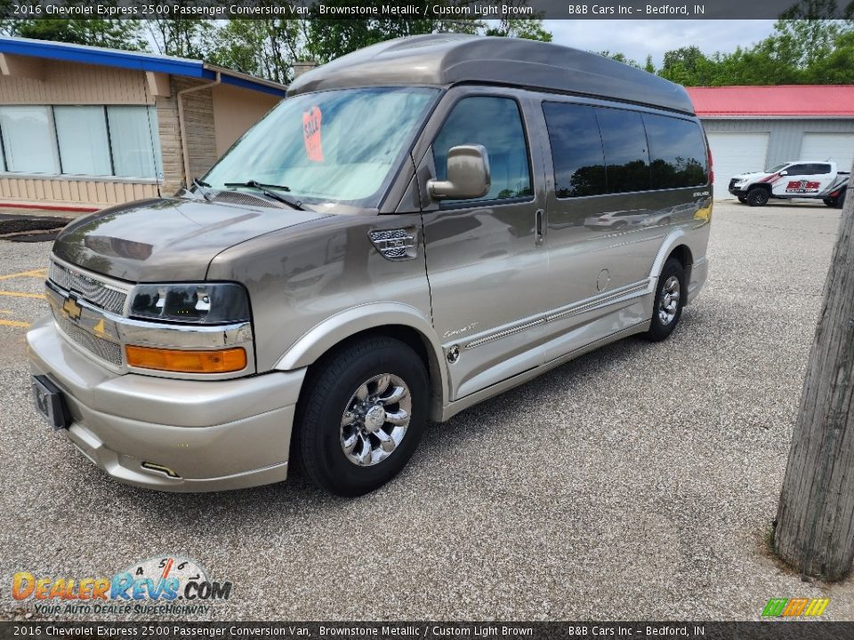 Brownstone Metallic 2016 Chevrolet Express 2500 Passenger Conversion Van Photo #4
