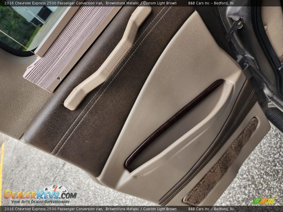 Door Panel of 2016 Chevrolet Express 2500 Passenger Conversion Van Photo #13