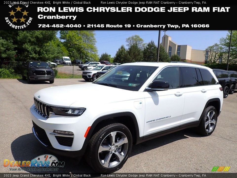 2023 Jeep Grand Cherokee 4XE Bright White / Global Black Photo #1