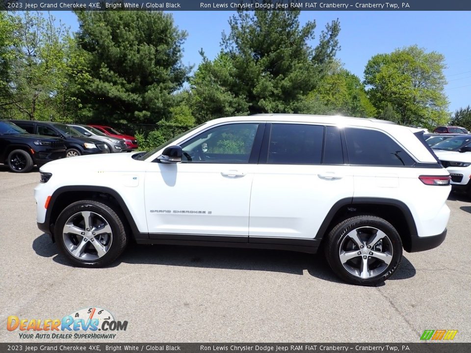 2023 Jeep Grand Cherokee 4XE Bright White / Global Black Photo #2