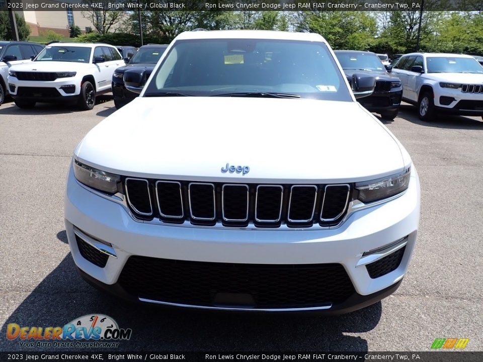 2023 Jeep Grand Cherokee 4XE Bright White / Global Black Photo #8