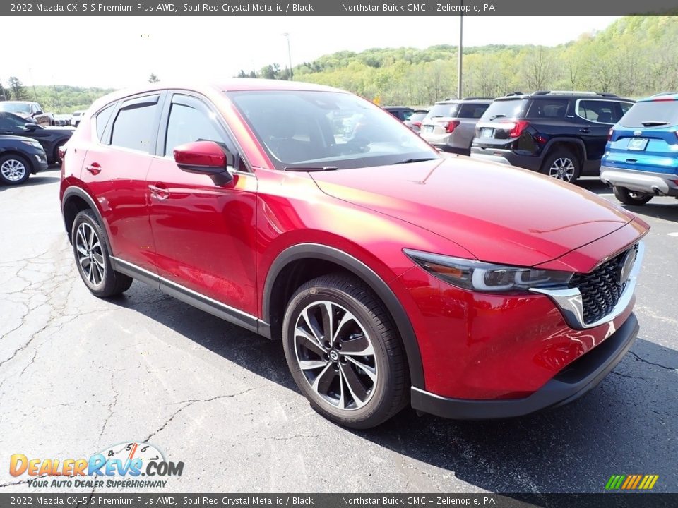 Front 3/4 View of 2022 Mazda CX-5 S Premium Plus AWD Photo #9