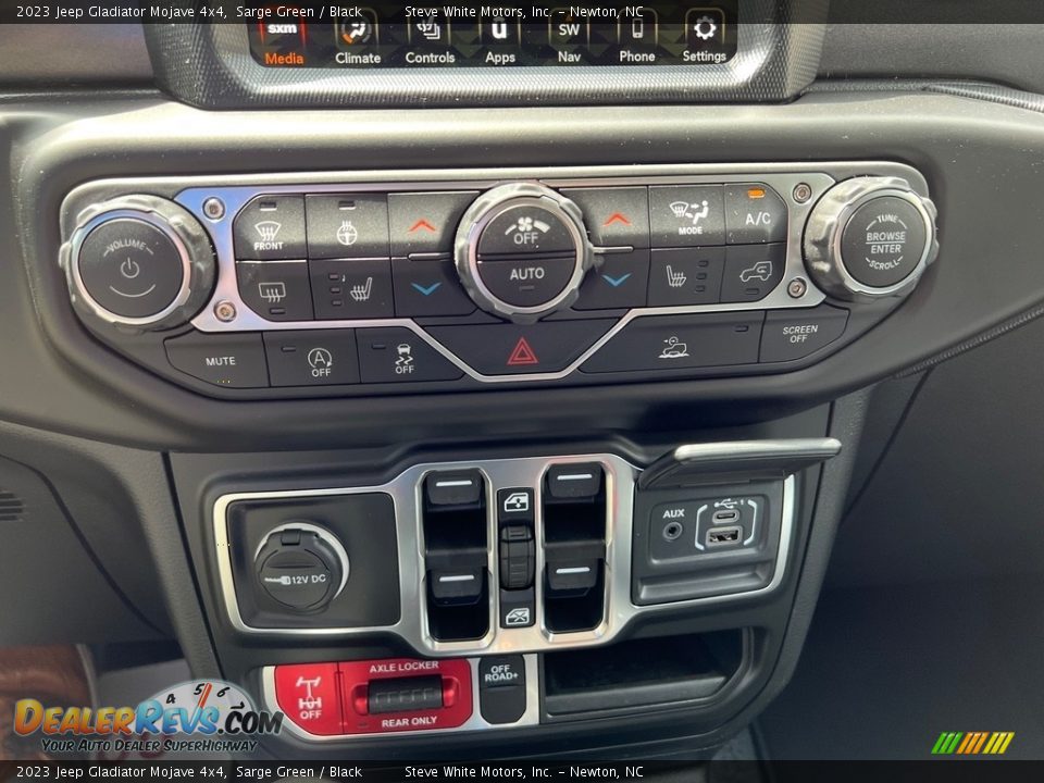 Controls of 2023 Jeep Gladiator Mojave 4x4 Photo #26