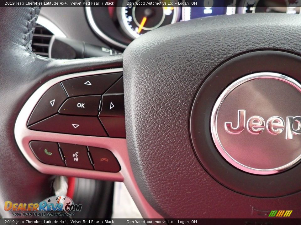 2019 Jeep Cherokee Latitude 4x4 Velvet Red Pearl / Black Photo #16
