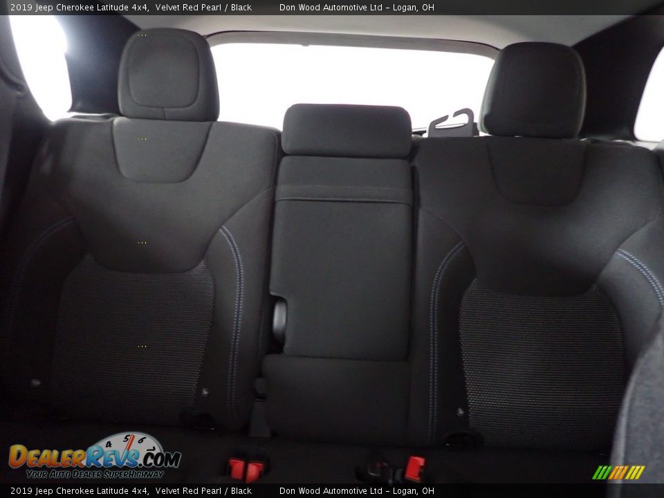 2019 Jeep Cherokee Latitude 4x4 Velvet Red Pearl / Black Photo #21