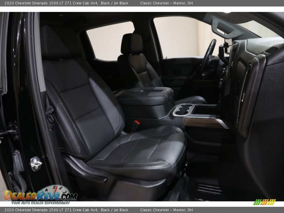 2020 Chevrolet Silverado 1500 LT Z71 Crew Cab 4x4 Black / Jet Black Photo #17