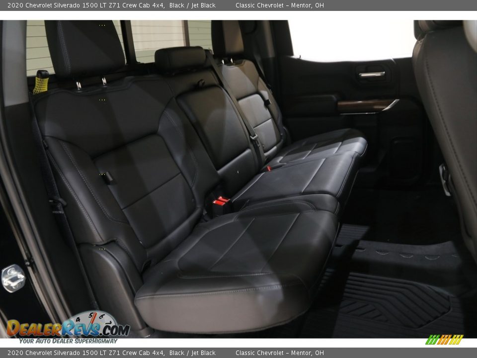 2020 Chevrolet Silverado 1500 LT Z71 Crew Cab 4x4 Black / Jet Black Photo #18