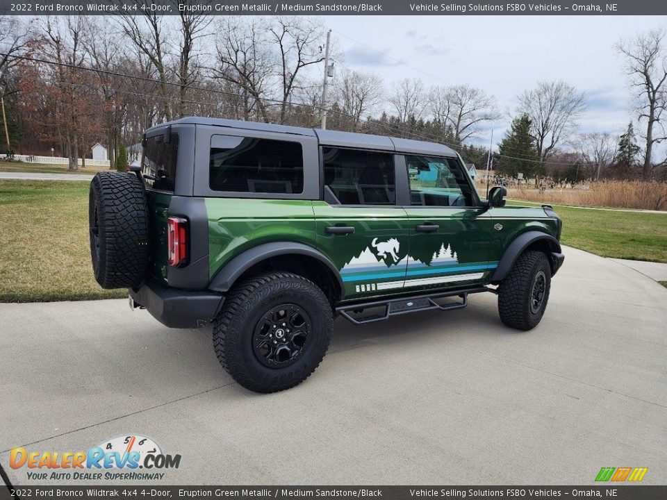 2022 Ford Bronco Wildtrak 4x4 4-Door Eruption Green Metallic / Medium Sandstone/Black Photo #11