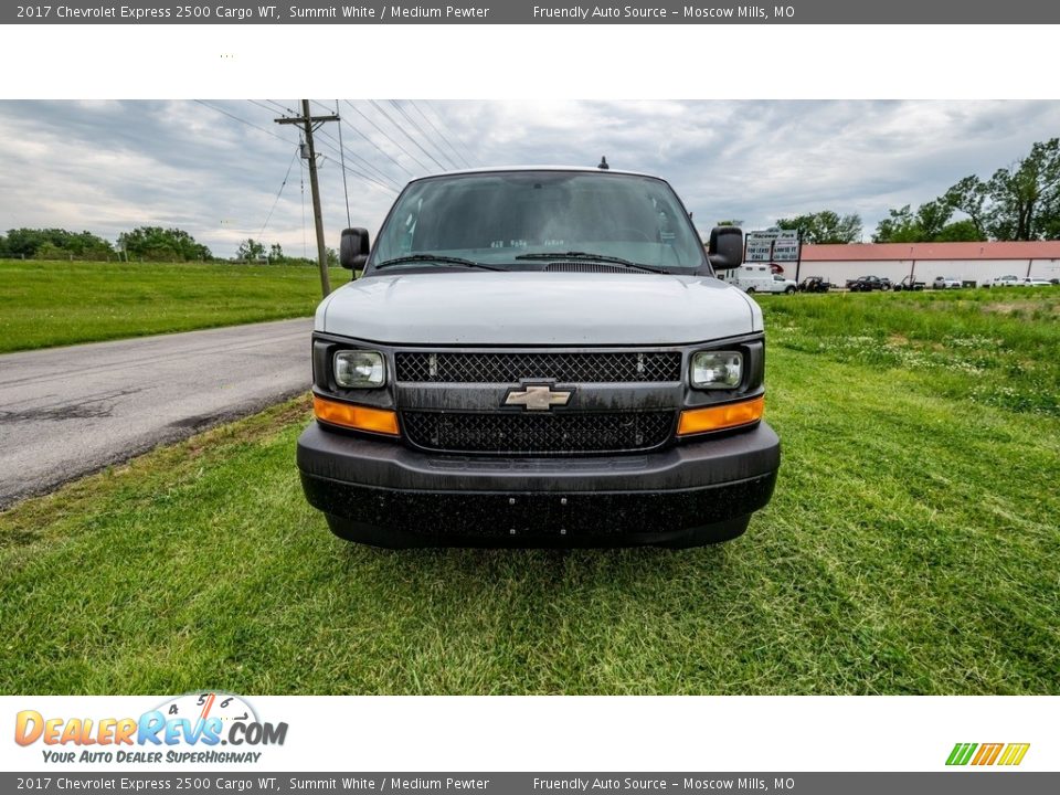 2017 Chevrolet Express 2500 Cargo WT Summit White / Medium Pewter Photo #9