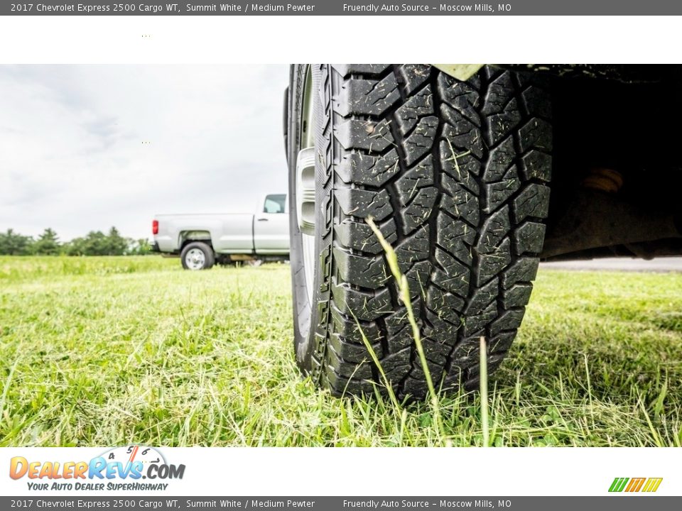 2017 Chevrolet Express 2500 Cargo WT Summit White / Medium Pewter Photo #15