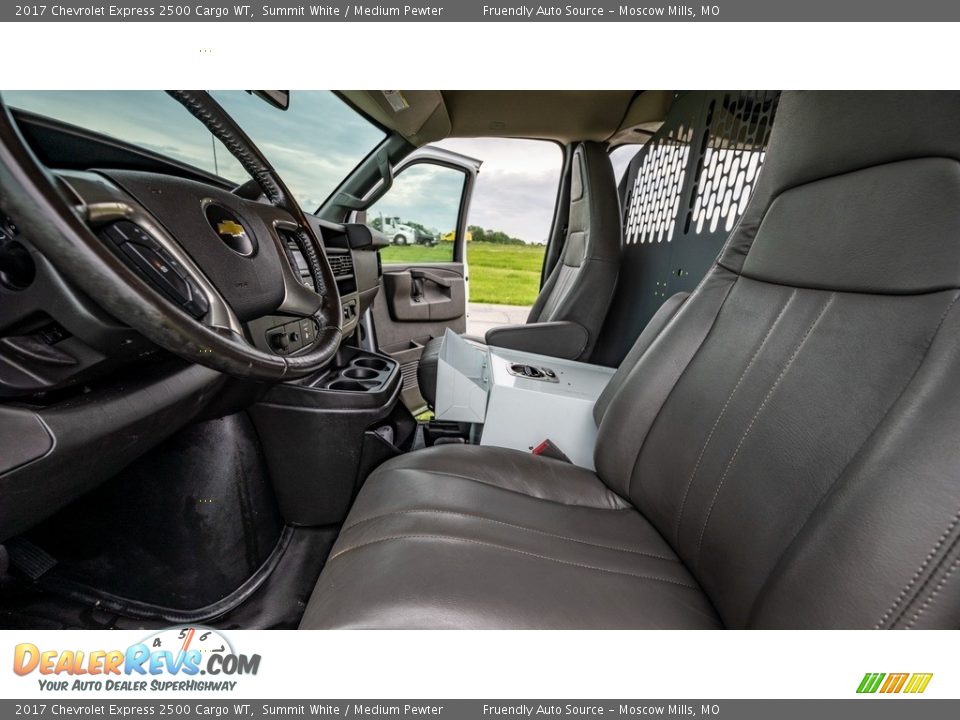2017 Chevrolet Express 2500 Cargo WT Summit White / Medium Pewter Photo #18