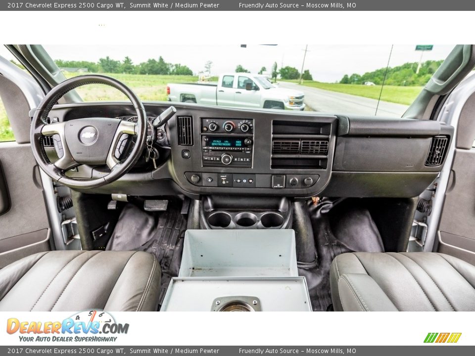 2017 Chevrolet Express 2500 Cargo WT Summit White / Medium Pewter Photo #26