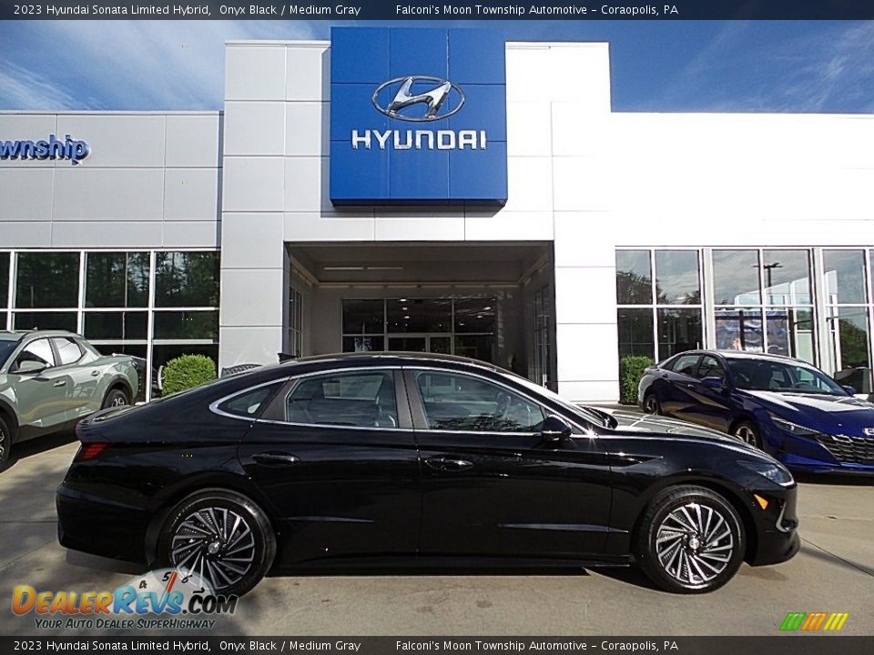 2023 Hyundai Sonata Limited Hybrid Onyx Black / Medium Gray Photo #1