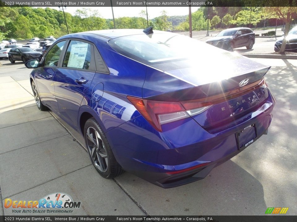 2023 Hyundai Elantra SEL Intense Blue / Medium Gray Photo #5