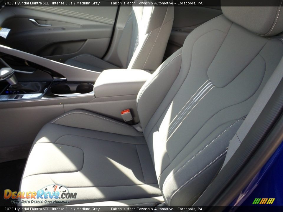 2023 Hyundai Elantra SEL Intense Blue / Medium Gray Photo #11