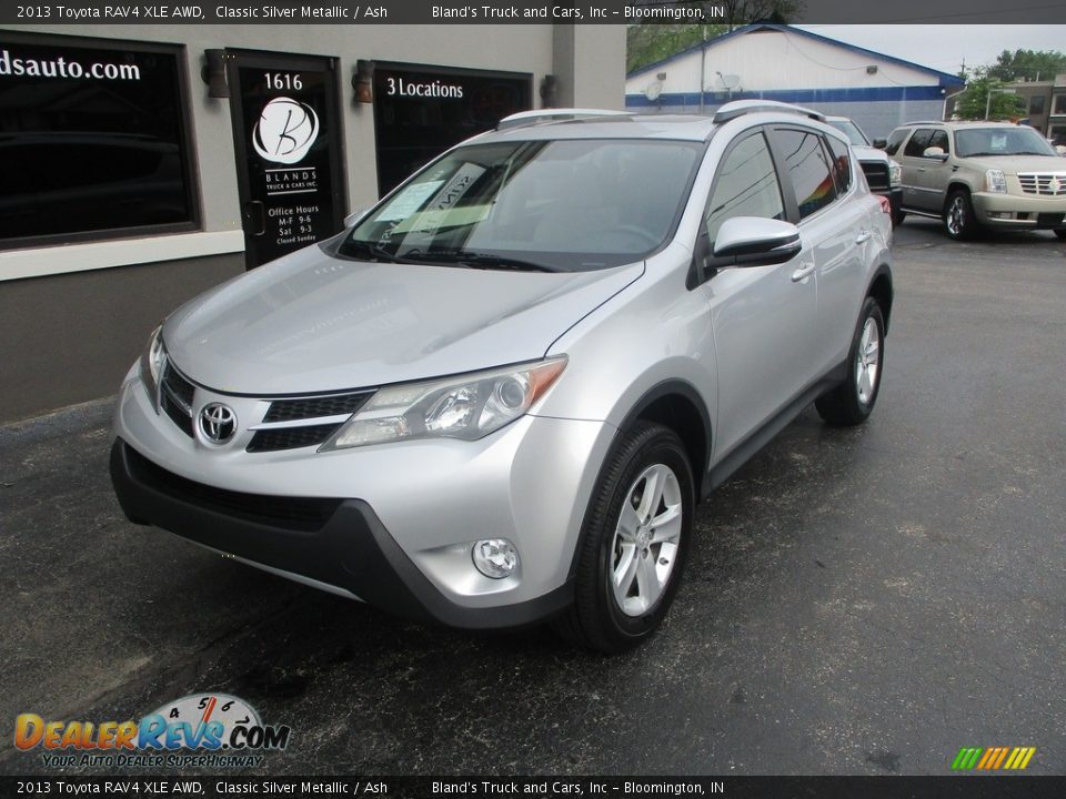 2013 Toyota RAV4 XLE AWD Classic Silver Metallic / Ash Photo #2