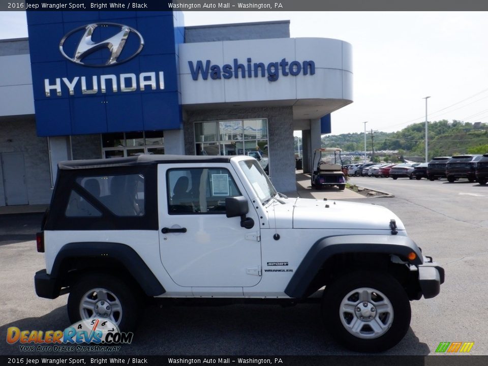 2016 Jeep Wrangler Sport Bright White / Black Photo #2