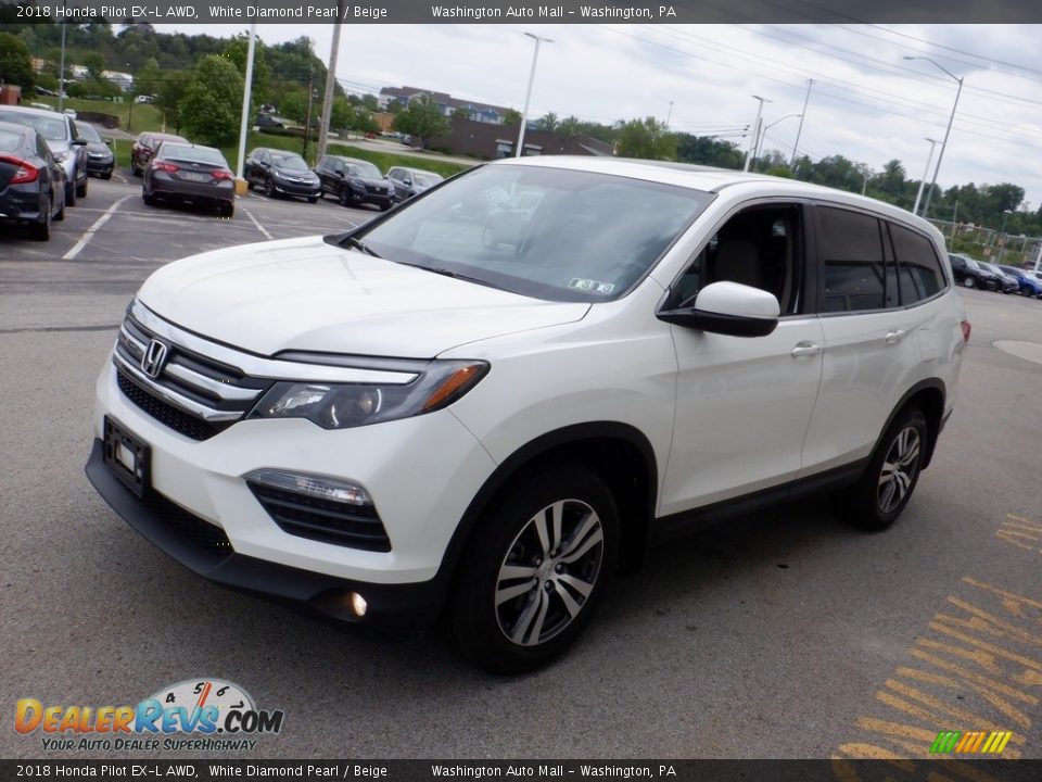 Front 3/4 View of 2018 Honda Pilot EX-L AWD Photo #6