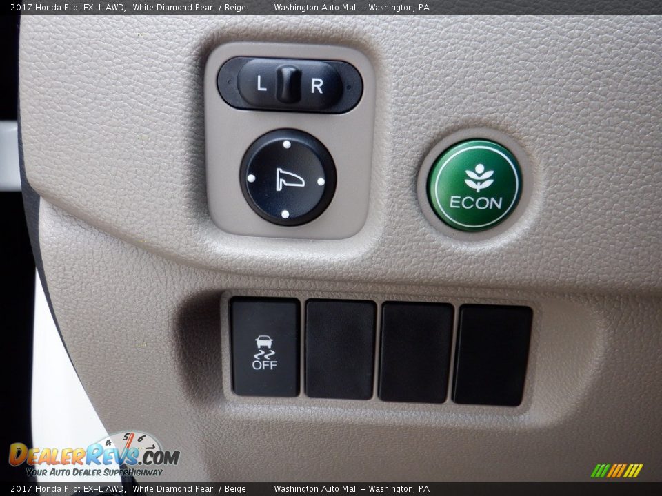 2017 Honda Pilot EX-L AWD White Diamond Pearl / Beige Photo #18