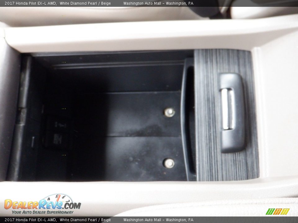 2017 Honda Pilot EX-L AWD White Diamond Pearl / Beige Photo #31