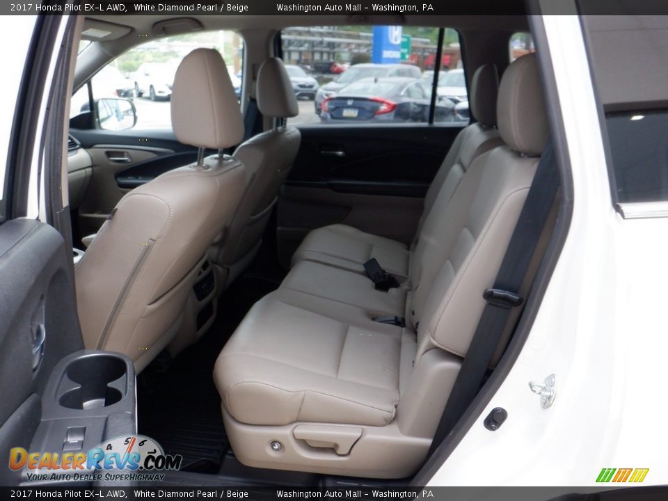 2017 Honda Pilot EX-L AWD White Diamond Pearl / Beige Photo #32