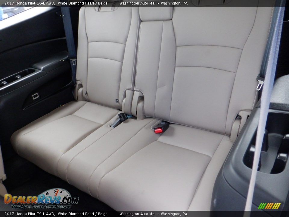 2017 Honda Pilot EX-L AWD White Diamond Pearl / Beige Photo #33