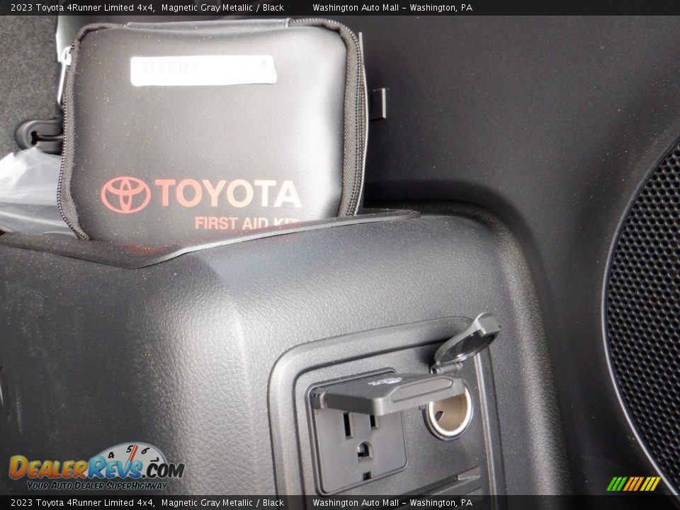 2023 Toyota 4Runner Limited 4x4 Magnetic Gray Metallic / Black Photo #33