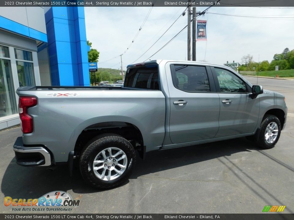 2023 Chevrolet Silverado 1500 LT Crew Cab 4x4 Sterling Gray Metallic / Jet Black Photo #8