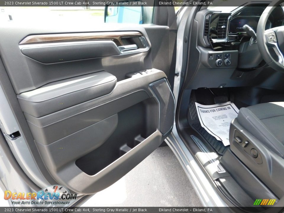 2023 Chevrolet Silverado 1500 LT Crew Cab 4x4 Sterling Gray Metallic / Jet Black Photo #17