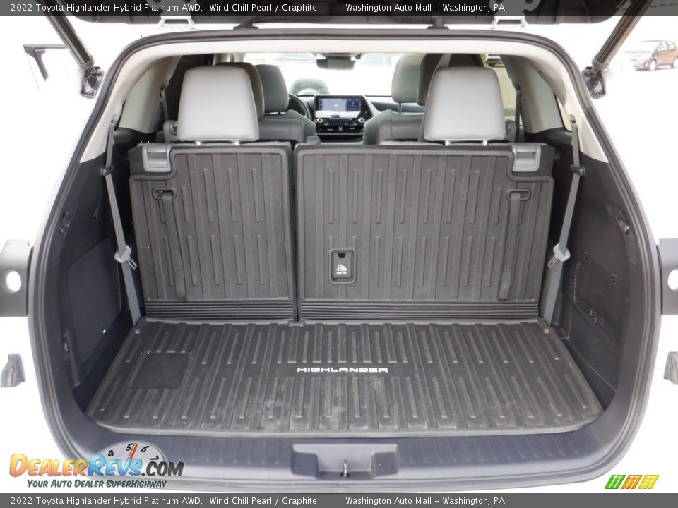 2022 Toyota Highlander Hybrid Platinum AWD Trunk Photo #36