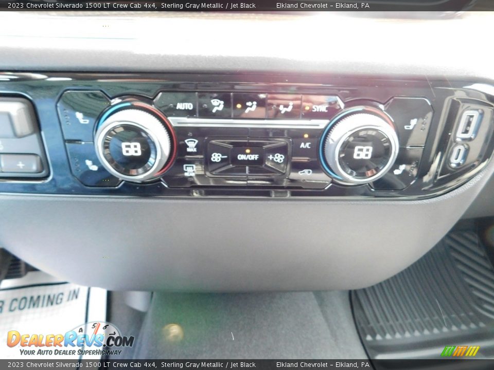 2023 Chevrolet Silverado 1500 LT Crew Cab 4x4 Sterling Gray Metallic / Jet Black Photo #35