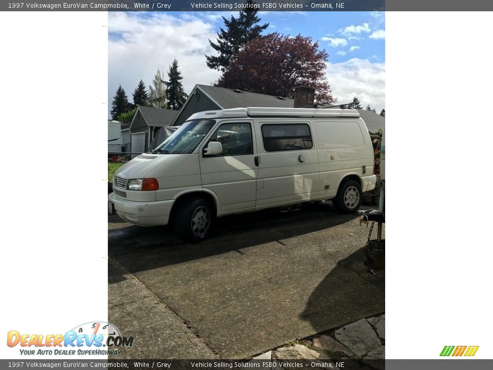 White 1997 Volkswagen EuroVan Campmobile Photo #16