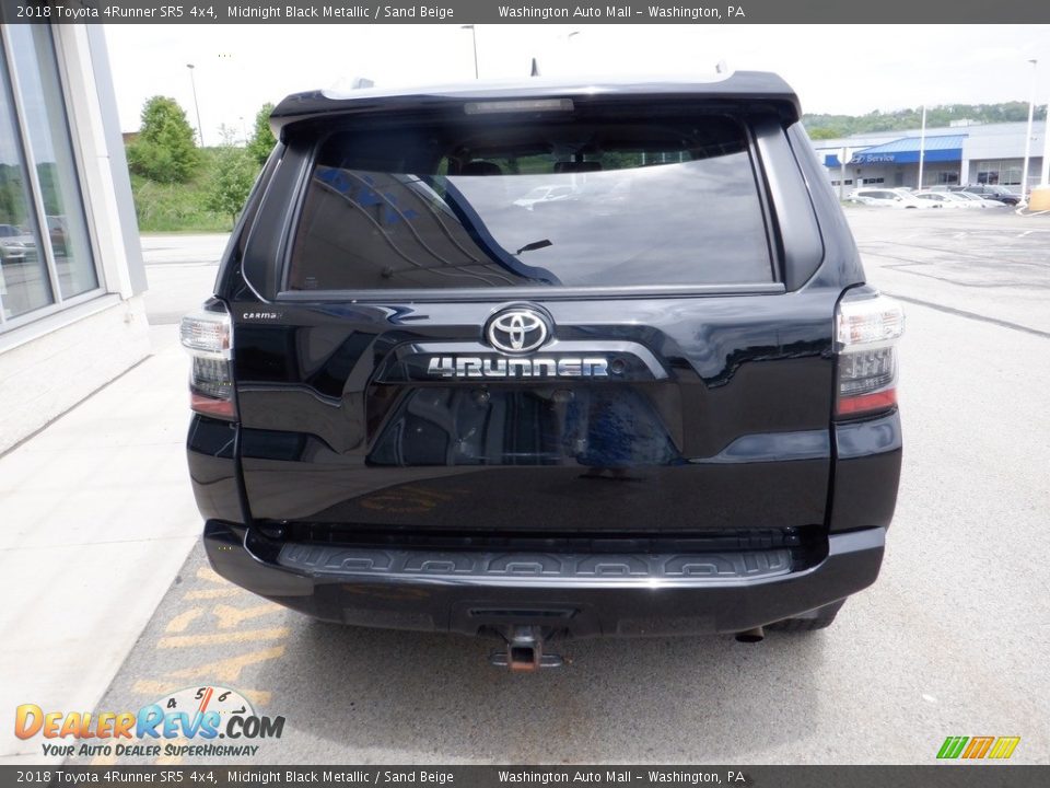 2018 Toyota 4Runner SR5 4x4 Midnight Black Metallic / Sand Beige Photo #10