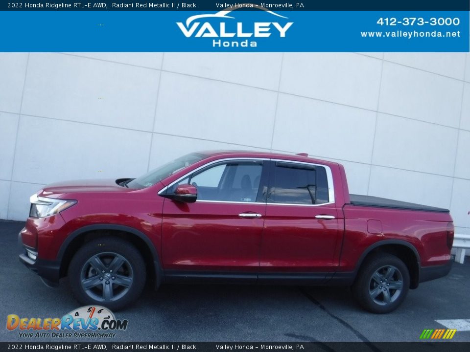 2022 Honda Ridgeline RTL-E AWD Radiant Red Metallic II / Black Photo #2