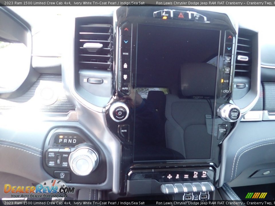2023 Ram 1500 Limited Crew Cab 4x4 Ivory White Tri-Coat Pearl / Indigo/Sea Salt Photo #17