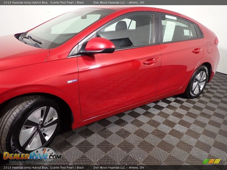 2019 Hyundai Ioniq Hybrid Blue Scarlet Red Pearl / Black Photo #10