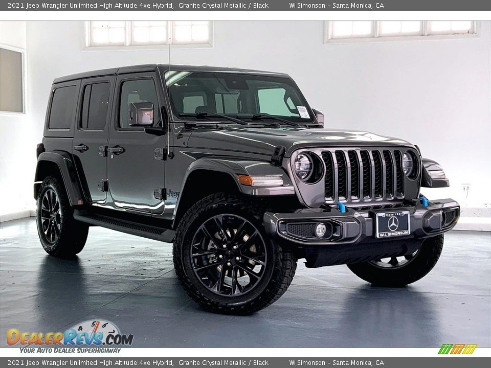 Front 3/4 View of 2021 Jeep Wrangler Unlimited High Altitude 4xe Hybrid Photo #33