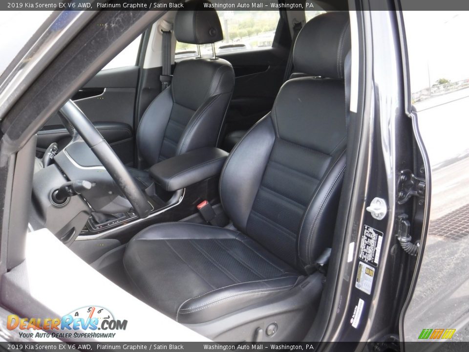 Front Seat of 2019 Kia Sorento EX V6 AWD Photo #14