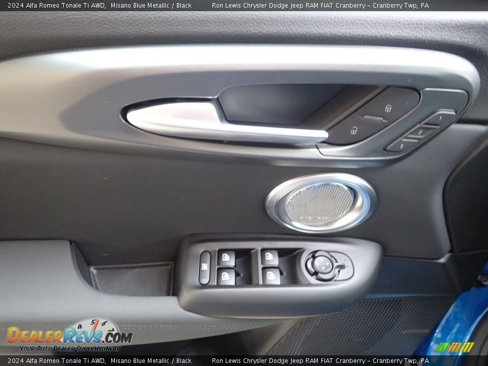 Door Panel of 2024 Alfa Romeo Tonale Ti AWD Photo #15