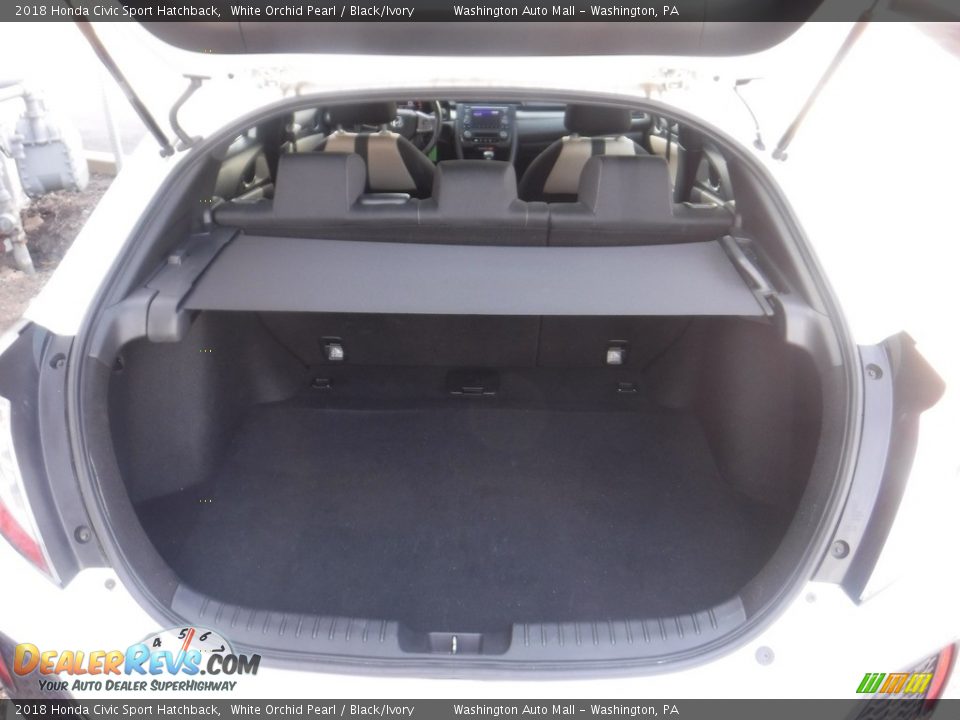 2018 Honda Civic Sport Hatchback White Orchid Pearl / Black/Ivory Photo #24