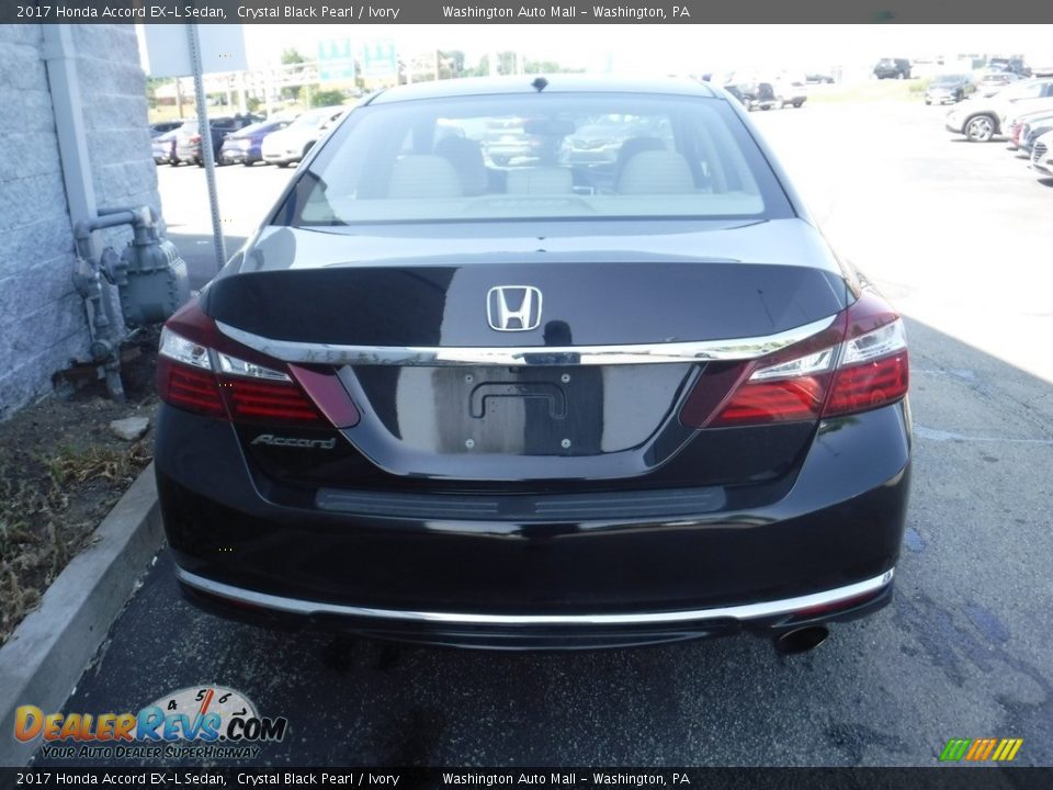 2017 Honda Accord EX-L Sedan Crystal Black Pearl / Ivory Photo #8