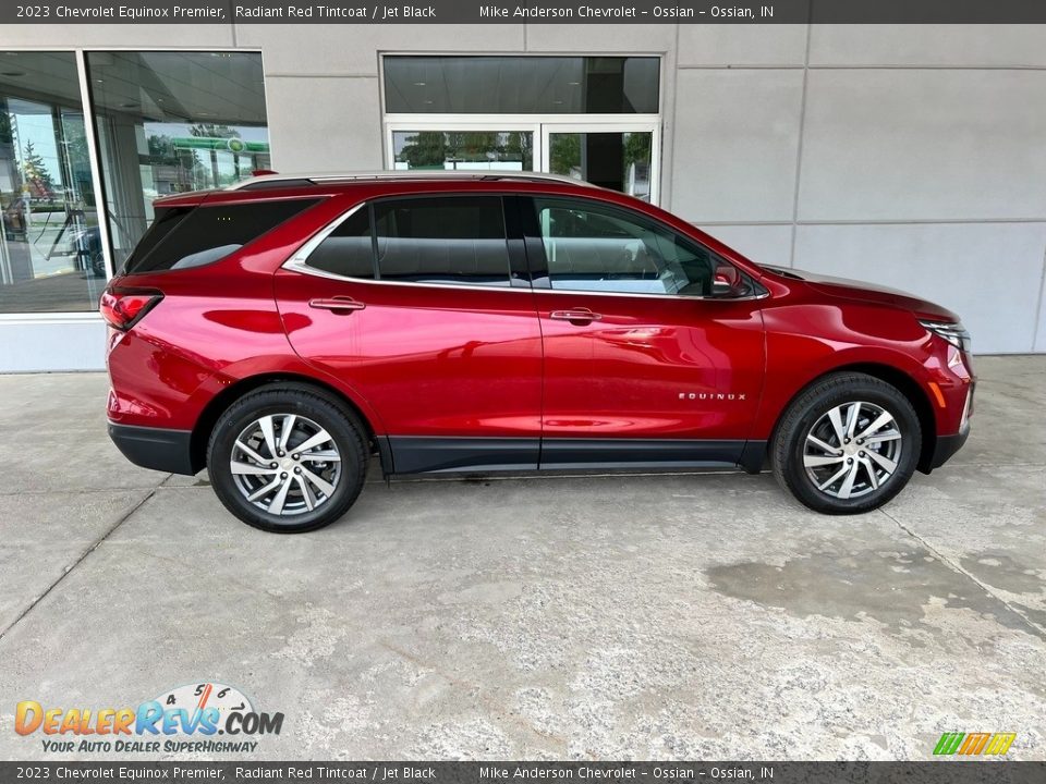 2023 Chevrolet Equinox Premier Radiant Red Tintcoat / Jet Black Photo #6