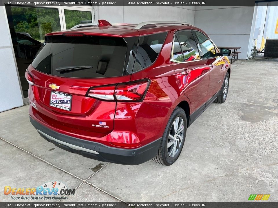 2023 Chevrolet Equinox Premier Radiant Red Tintcoat / Jet Black Photo #7