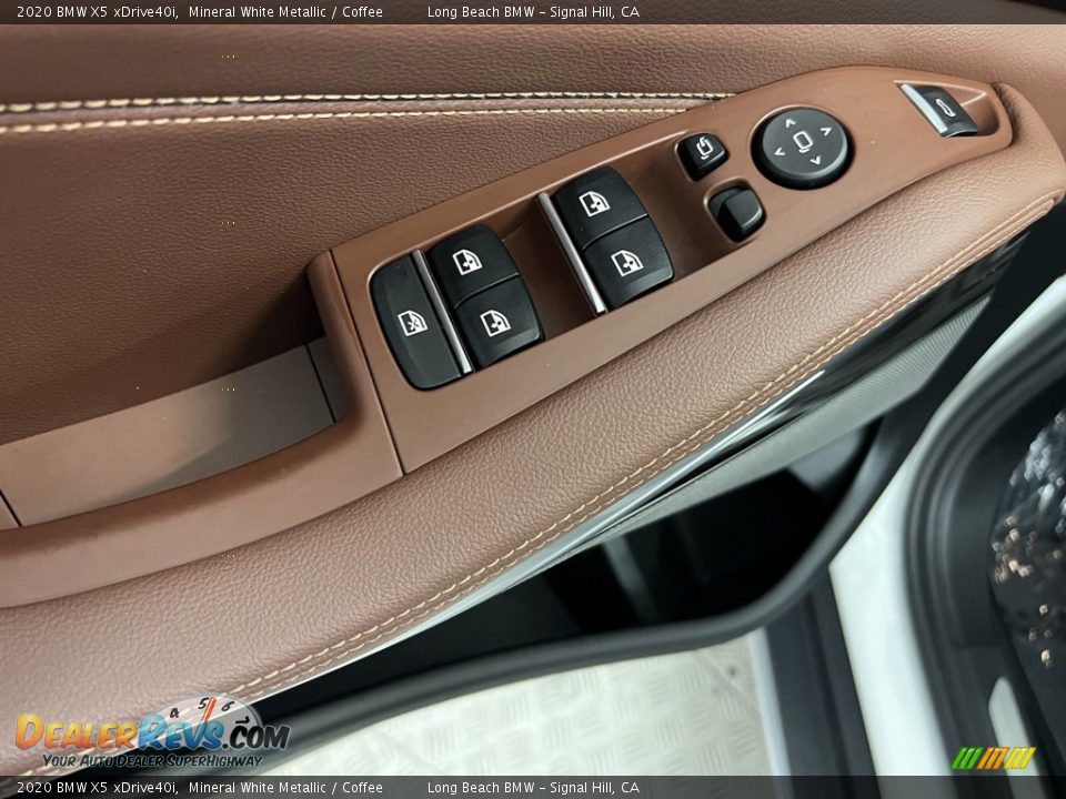 Door Panel of 2020 BMW X5 xDrive40i Photo #25