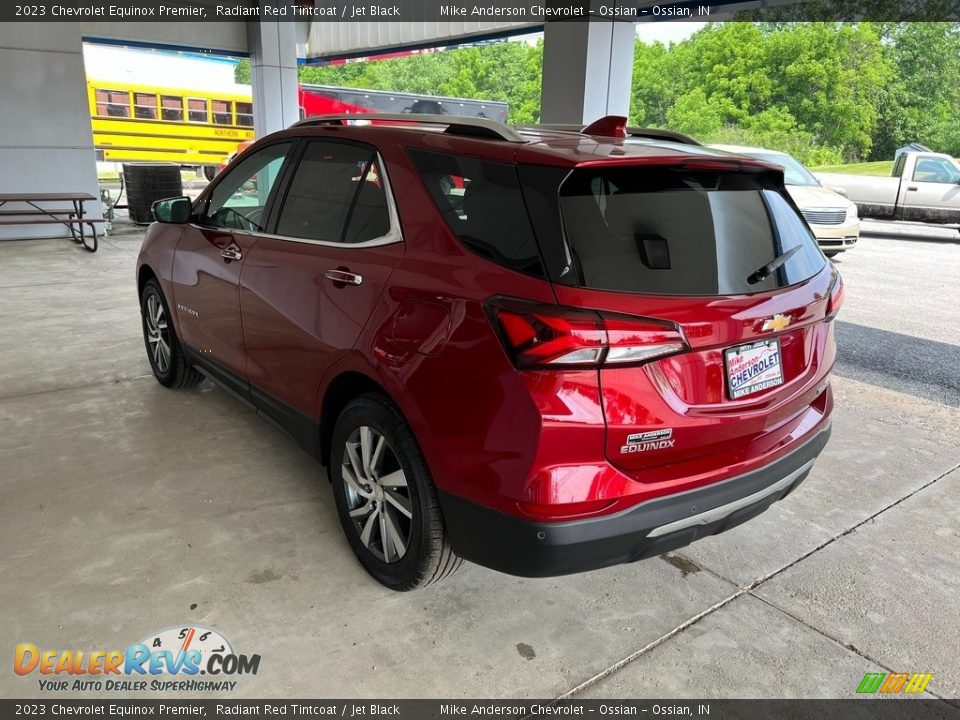 2023 Chevrolet Equinox Premier Radiant Red Tintcoat / Jet Black Photo #10