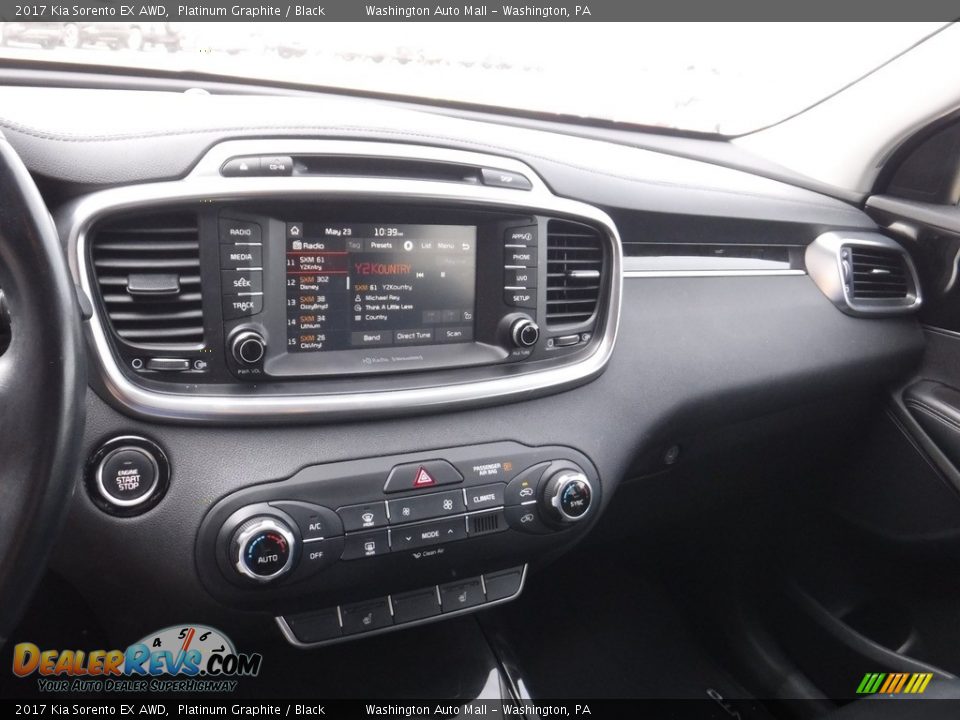 Dashboard of 2017 Kia Sorento EX AWD Photo #18