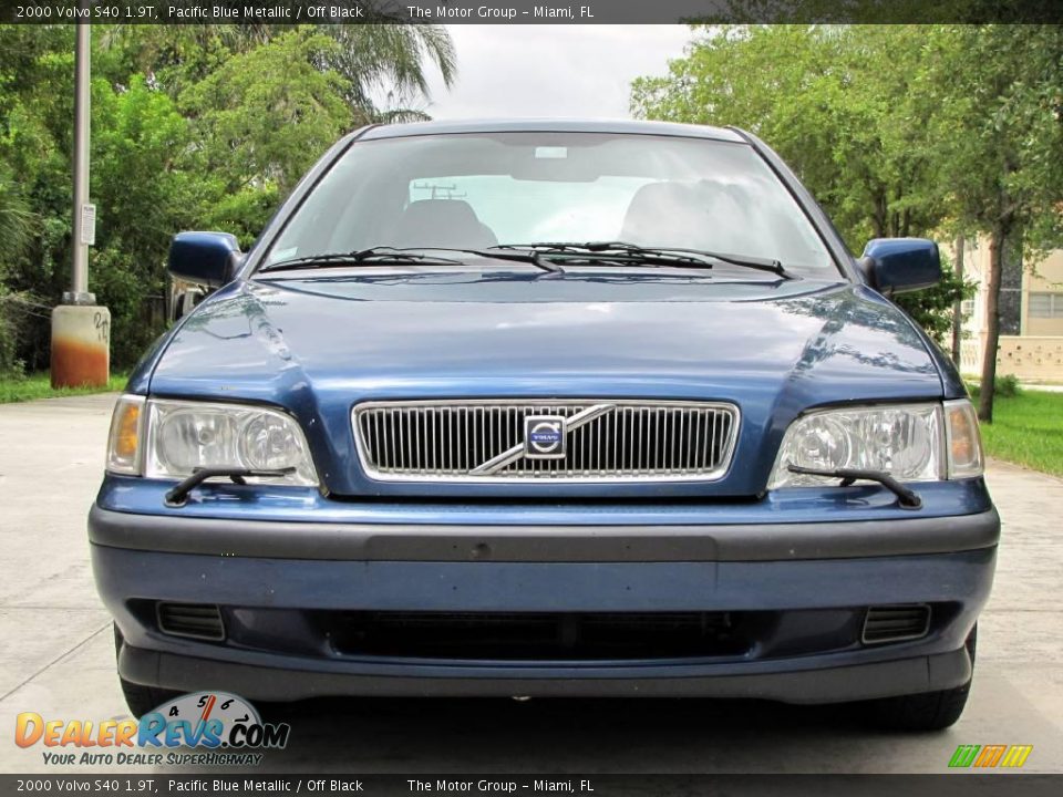 2000 Volvo S40 1.9T Pacific Blue Metallic / Off Black Photo #11