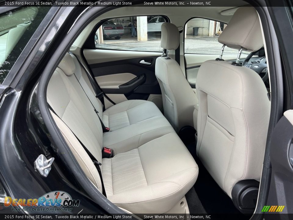 Rear Seat of 2015 Ford Focus SE Sedan Photo #14